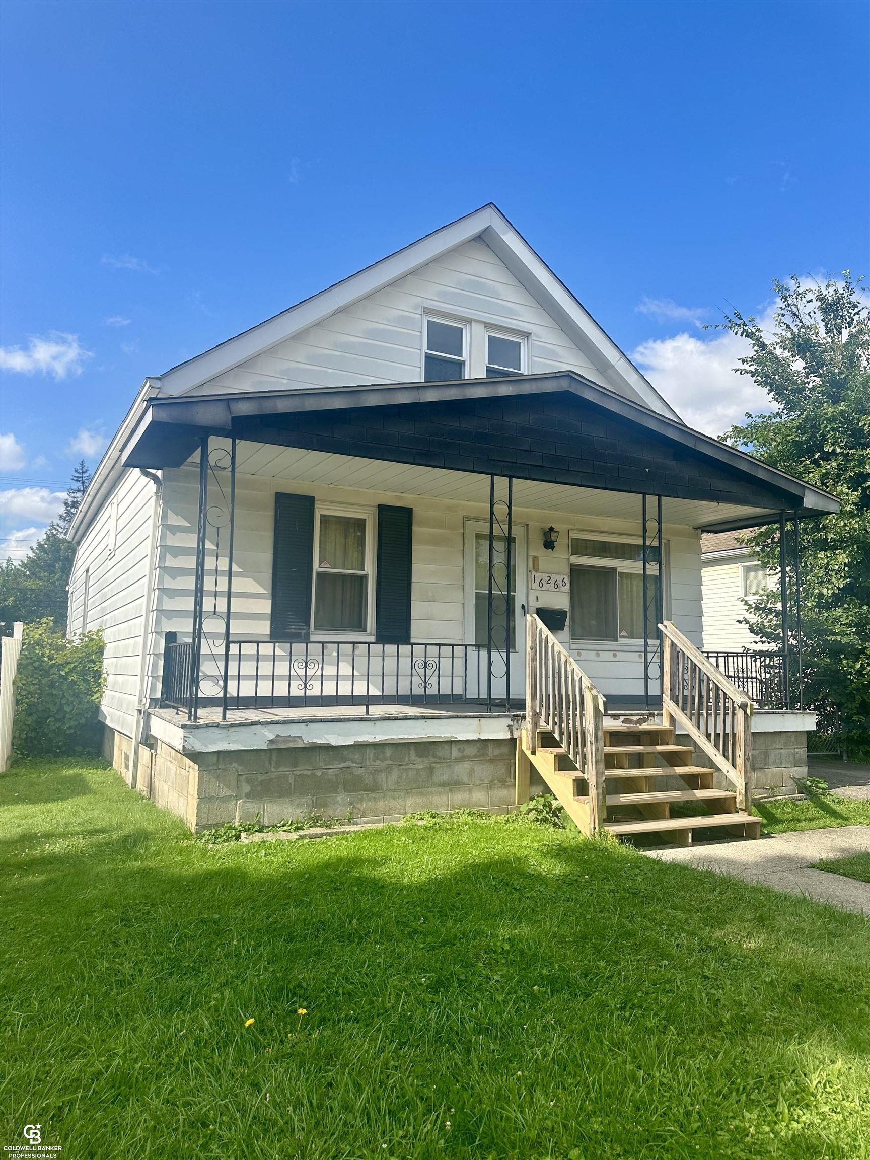 Evergreen Ave, Eastpointe, MI 48021