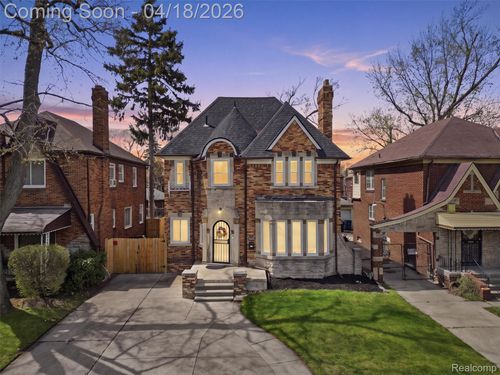 18043 Wisconsin St, Detroit, MI, 48221-2505 | Card Image