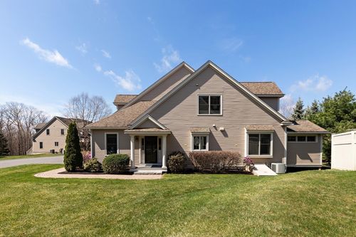 44-44 Sunset Ridge Ln, Bolton, MA, 01740-1284 | Card Image
