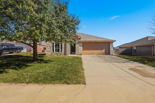 121 Kings Way Dr, Rhome, TX, 76078-4443 | Card Image