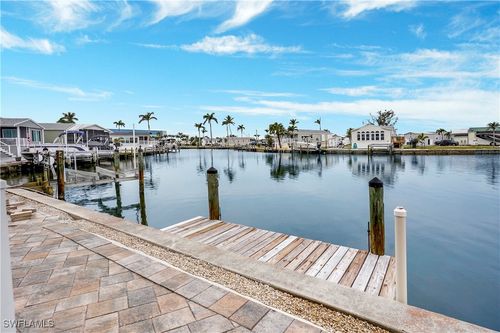 83 Blackbeard Way, FORT MYERS BEACH, FL, 33931-3409 | Card Image
