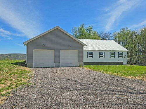 137 Shawnee Ln, GRANTSVILLE, MD, 21536-3301 | Card Image