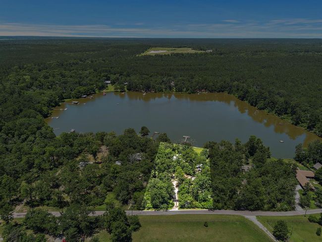 638 W Lakeview Dr, House other with 2 bedrooms, 2 bathrooms and null parking in Trinity TX | Image 21