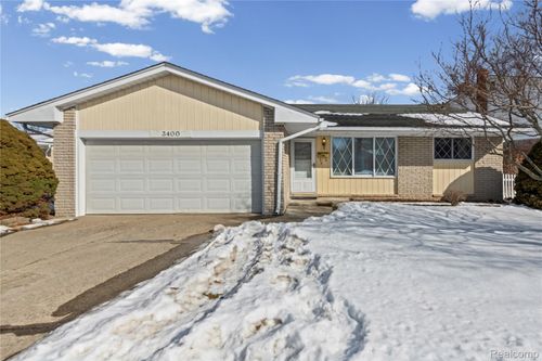 3400 Brookshire St, Trenton, MI, 48183-3967 | Card Image