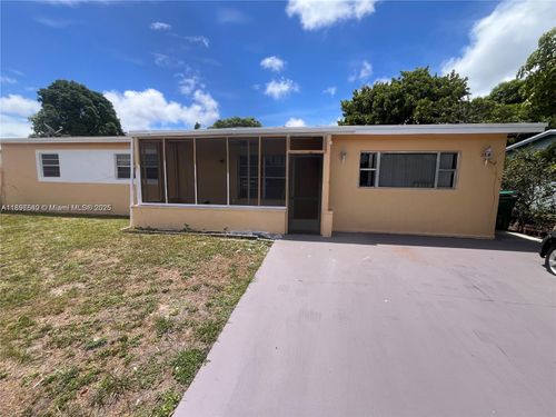 1-1330 Ne 212th Ter, Miami, FL, 33179-1339 | Card Image