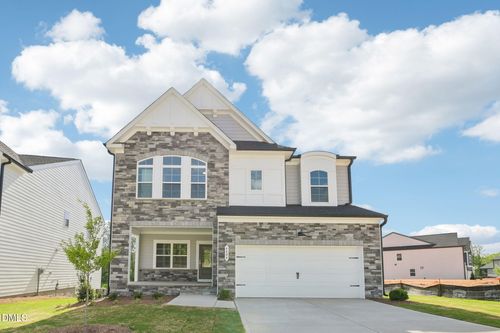 82-1521 Immagene Way, Fuquay Varina, NC, 27526-3914 | Card Image