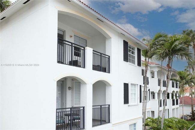 7305 - 3105 Ne 184th St, Condo with 2 bedrooms, 1 bathrooms and null parking in Aventura FL | Image 24