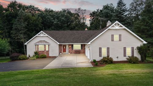 5120 Summit Ct, Fond Du Lac, WI, 54937-7972 | Card Image