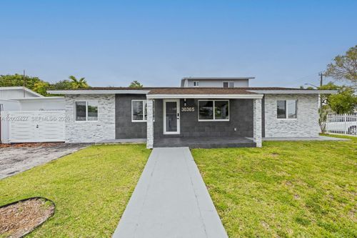 30365 Sw 152nd Ct, Homestead, FL, 33033-3611 | Card Image
