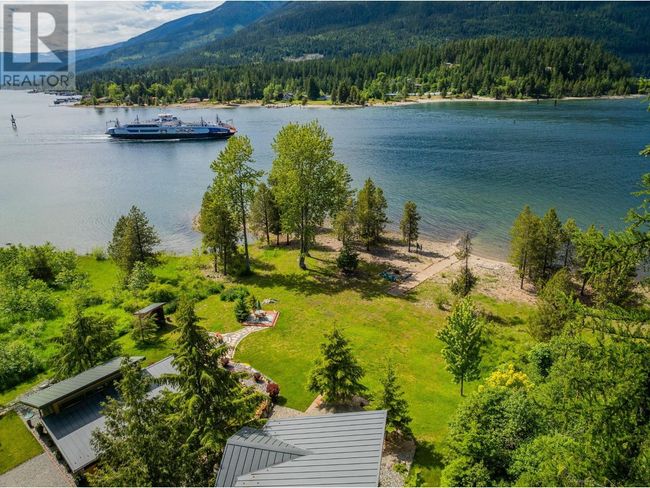 179 Kootenay Lake Rd, House other with 2 bedrooms, 2 bathrooms and 12 parking in Procter BC | Image 93
