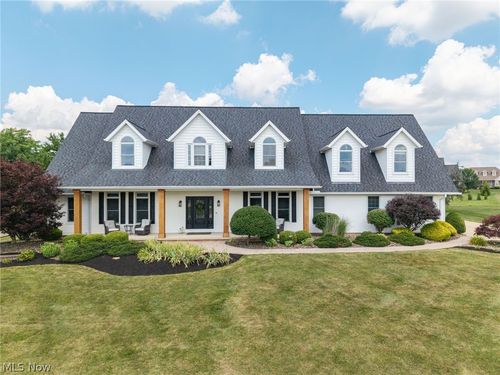 6356 Highland Green Dr, Medina, OH, 44256-7890 | Card Image