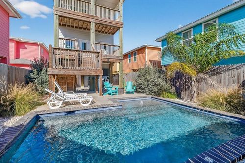 315 S 10th St, Port Aransas, TX, 78373-5554 | Card Image