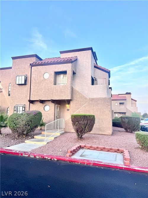102-2975 Juniper Hills Boulevard, Las Vegas, NV, 89142 | Card Image