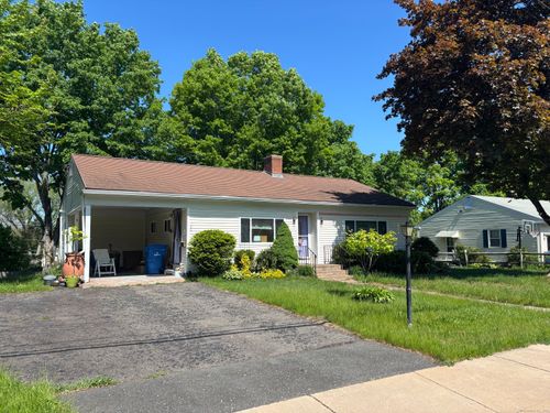 26 Agnes Dr, Manchester, CT, 06042-3426 | Card Image