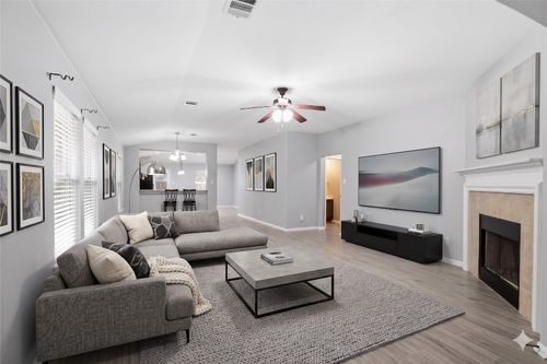 18536 Blue Pond Dr, Pflugerville, TX, 78660-5574 | Card Image