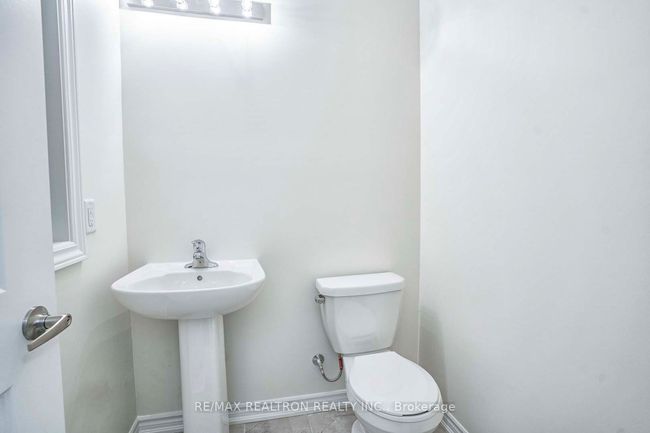 1502 Harker St, House other with 4 bedrooms, 3 bathrooms and 1 parking in Innisfil ON | Image 18