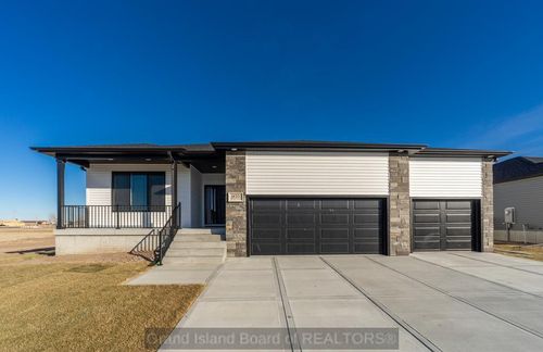 1435 Sagewood Ave, Grand Island, NE, 68803 | Card Image