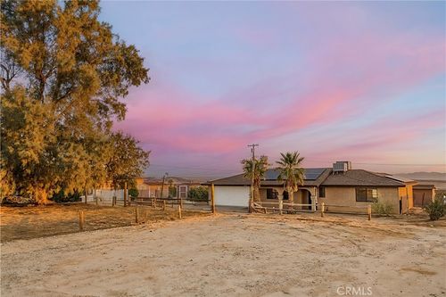 70352 29 Palms Hwy, 29 Palms, CA, 92277-6602 | Card Image