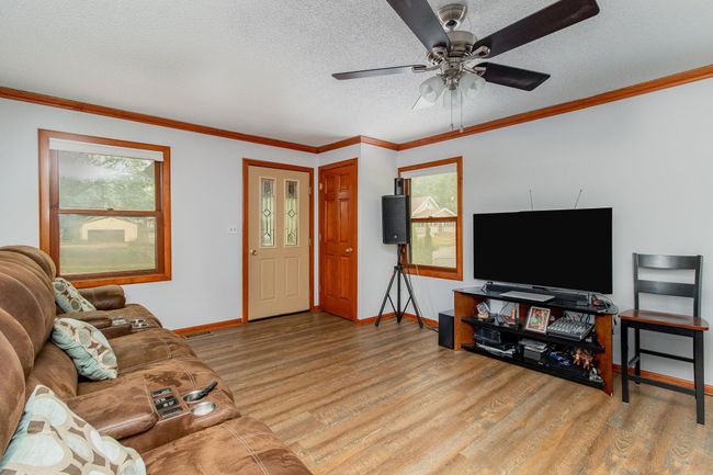 1104 5 Th St E, House other with 2 bedrooms, 1 bathrooms and null parking in Saint Paul MN | Image 5