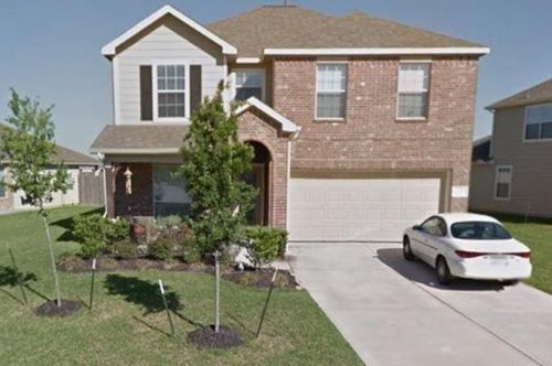 3318 Trail Hollow Dr, Pearland, TX, 77584-3692 | Card Image