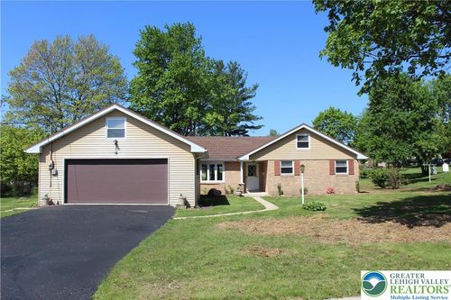 410 S 8th St, Lehighton Borough, PA, 18235-1830 | Card Image