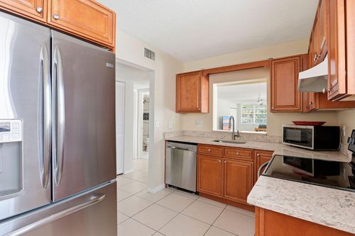201-2825 Sw 22nd Ave, Delray Beach, FL, 33445-7227 | Card Image