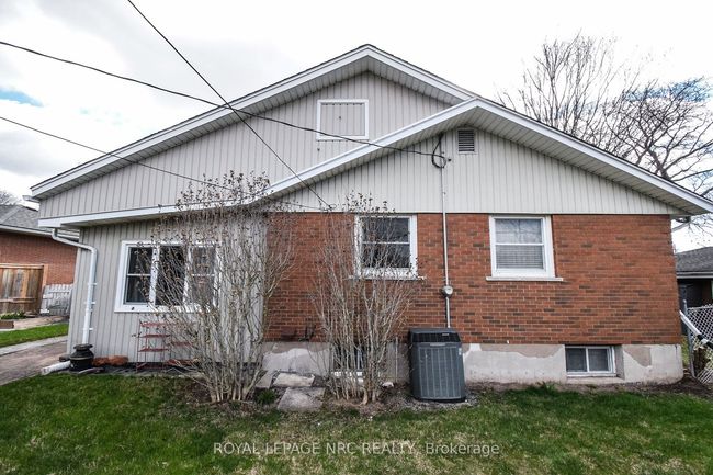 13 Westmount Cres, House other with 4 bedrooms, 2 bathrooms and 3 parking in Welland ON | Image 39