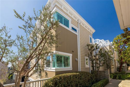 733 21st, Hermosa Beach, CA, 90254 | Card Image