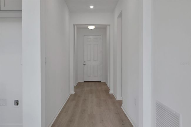 2854 Supermarine Loop, House other with 4 bedrooms, 2 bathrooms and null parking in TAVARES FL | Image 6