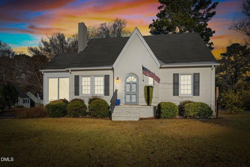 208 Clyde Ave Nw, Wilson, NC, 27893-2328 | Card Image