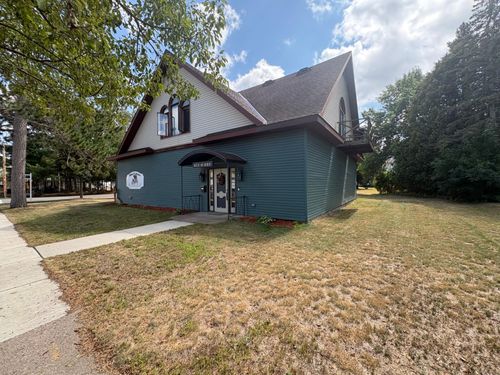 601 W Somo Ave, Tomahawk, WI, 54487-1120 | Card Image