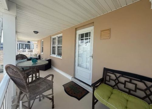 3-332 E 13th Ave, North Wildwood, NJ, 08260-5624 | Card Image