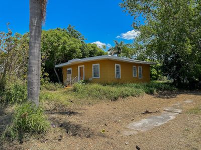 398 Cypress Avenue, House other with 3 bedrooms, 1 bathrooms and null parking in Pahokee FL | Image 2