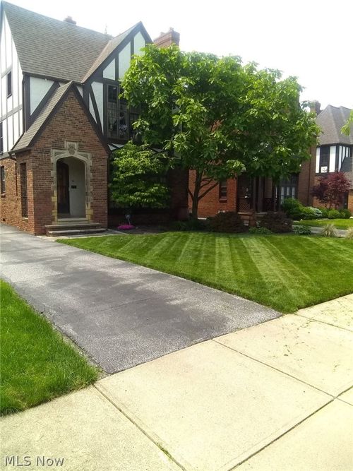 3646 Lynnfield Road, Shaker Heights, OH, 44122 | Card Image