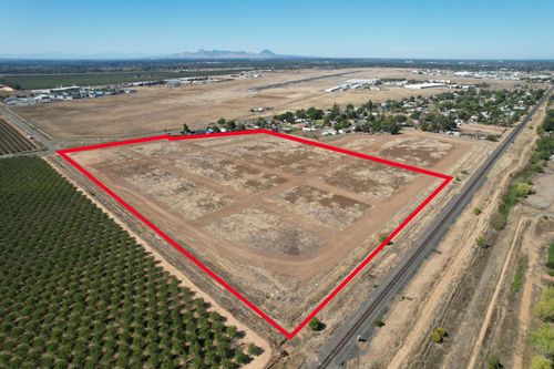 4529 Arboga Rd, Olivehurst, CA, 95961-4405 | Card Image