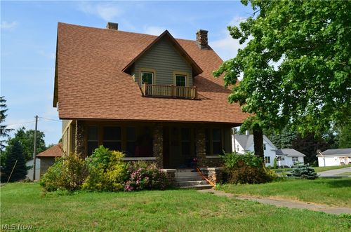147 W Mcpherson Hwy, Clyde, OH, 43410-1146 | Card Image