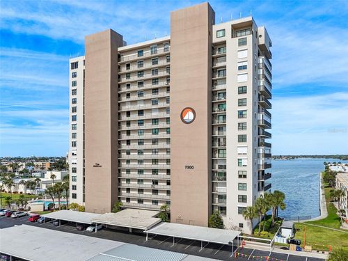 apt-303-7300 Sun Island Dr S, SOUTH PASADENA, FL, 33707-4476 | Card Image