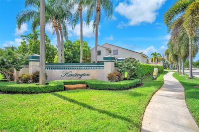 19101 Nw 11th St, House other with 3 bedrooms, 2 bathrooms and null parking in Pembroke Pines FL | Image 3