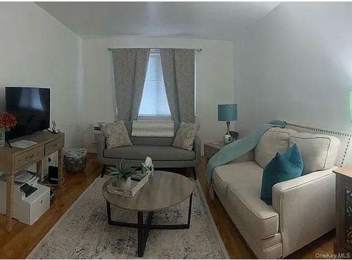 apt-a-19 Lawrence Dr, White Plains, NY, 10603-1341 | Card Image