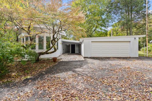 999 Monroe Tpke, Monroe, CT, 06468-1929 | Card Image