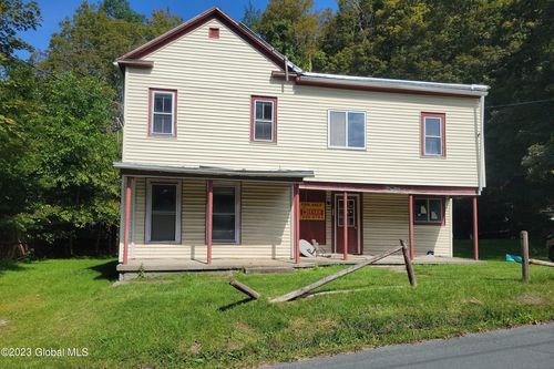 111 Green Hollow Road, Berlin, NY, 12022 | Card Image