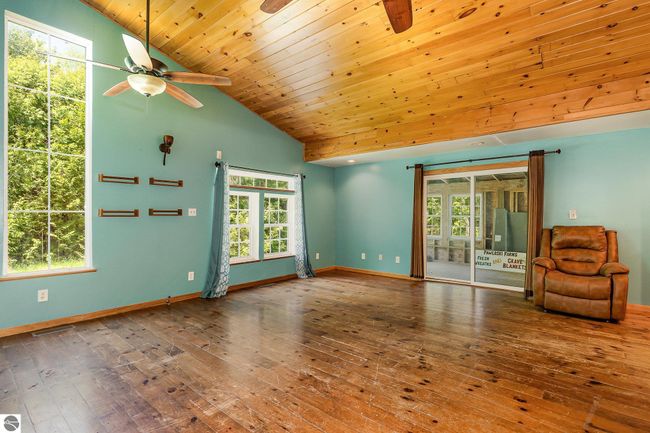 6997 Woodlea Rd W, House other with 3 bedrooms, 2 bathrooms and null parking in Oscoda MI | Image 16