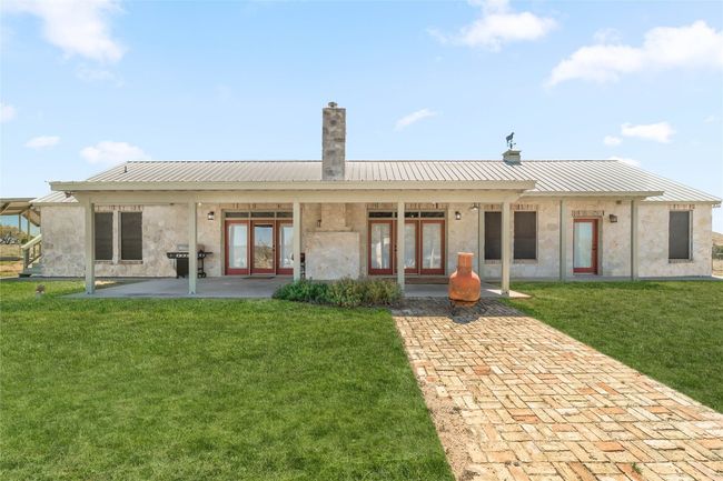 1428 Seven Springs Dr, House other with 3 bedrooms, 2 bathrooms and 5 parking in Junction TX | Image 23