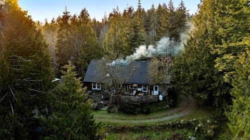 2993 Robinson Rd, Sooke, BC, V9Z0J9 | Card Image