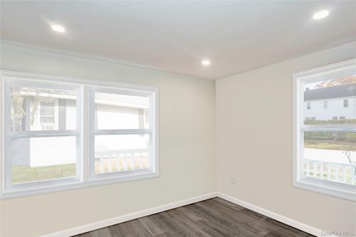 630 Northville Tpke, Riverhead, NY, 11901-4708 | Card Image