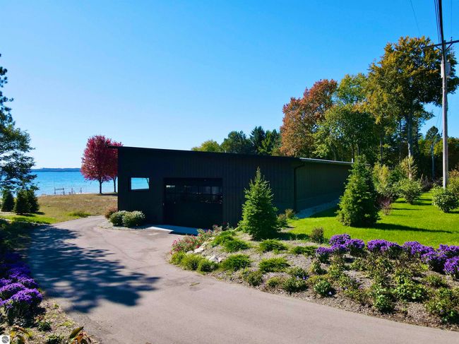 12639 N Northport Point Rd, Home with 0 bedrooms, 0 bathrooms and null parking in Northport MI | Image 24