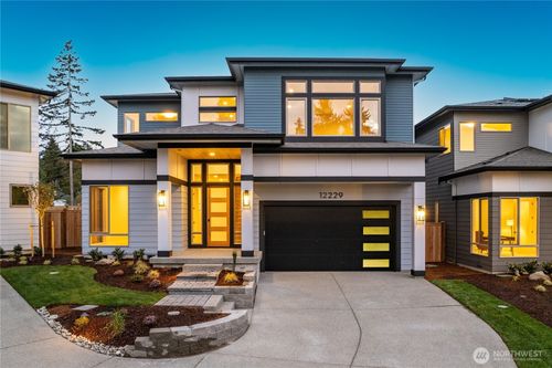 12229 Ne 106th St, Kirkland, WA, 98033-4608 | Card Image