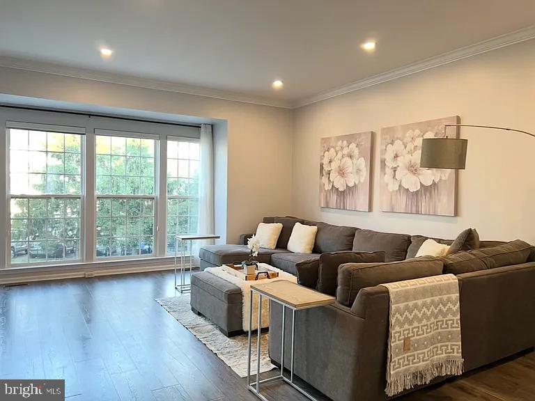 Residential Lease in ALEXANDRIA 5