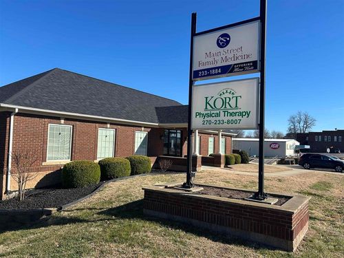 10015 Main St, Whitesville, KY, 42378-9557 | Card Image