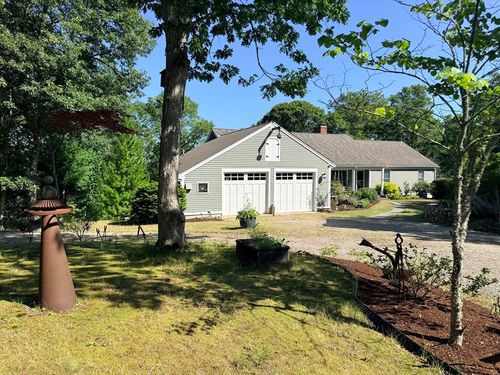 155 Damon Rd, Brewster, MA, 02631-1766 | Card Image